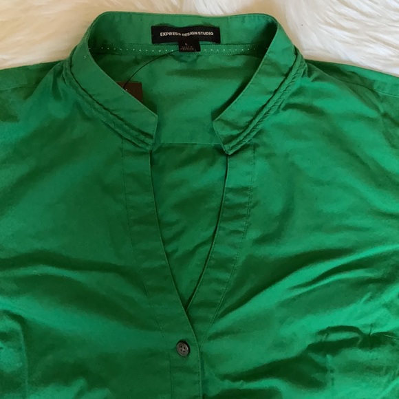 Express bell cap sleeve button up blouse. - Picture 2 of 5